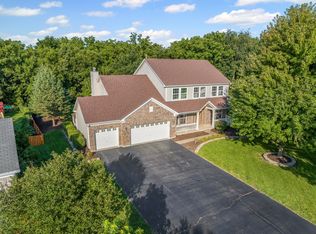 601 Rivers Edge Dr, Minooka, IL 60447