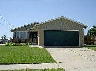 1903 Richmond Ave, Manitowoc, WI 54220