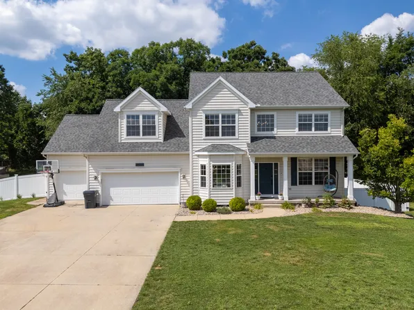 5250 Stapleton Dr, Kalamazoo, MI 49009
