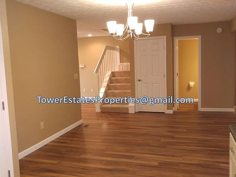 1746 Hightower Dr — Photo 11