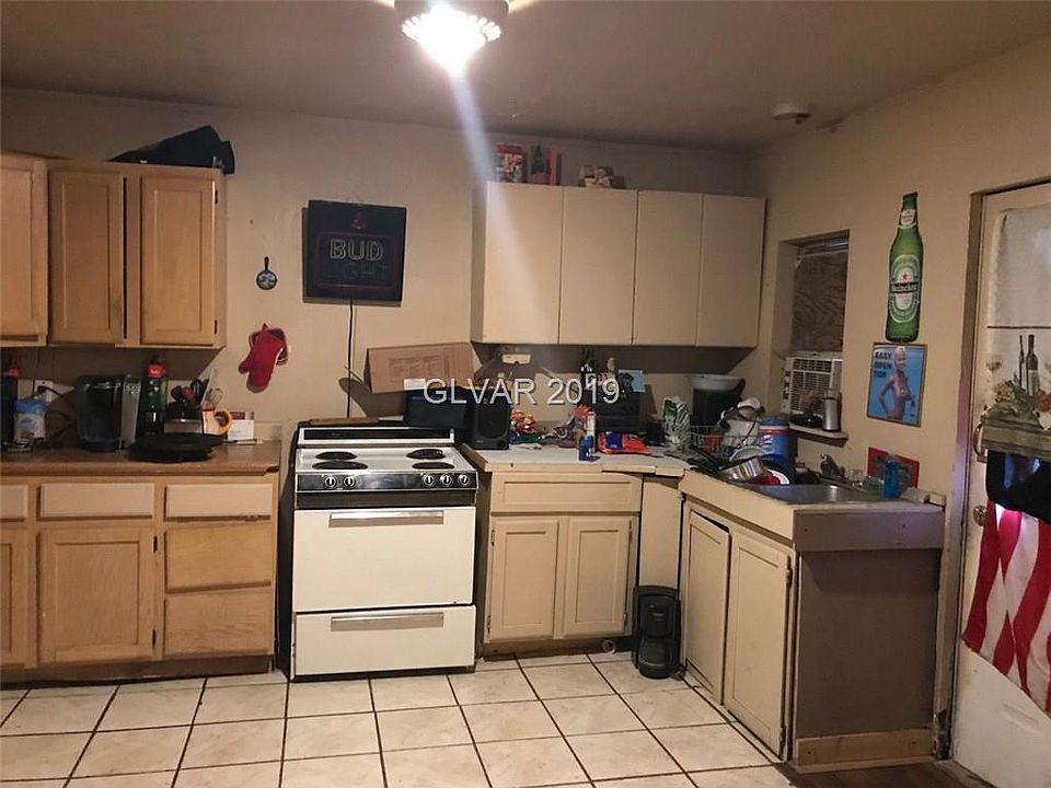 2nd image of 171 Fay Ave