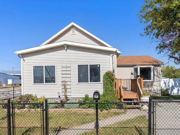 926 Avenue F, Council Bluffs, IA 51503