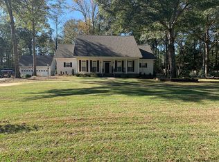 2410 Springwood Dr, Auburn, AL 36830