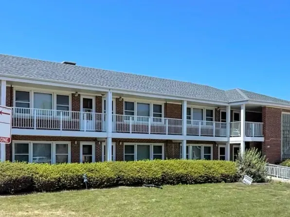 5900 N Odell Ave APT 4, Chicago, IL 60631