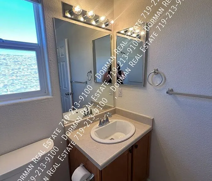 8774 Silver Glen Dr — Photo 24
