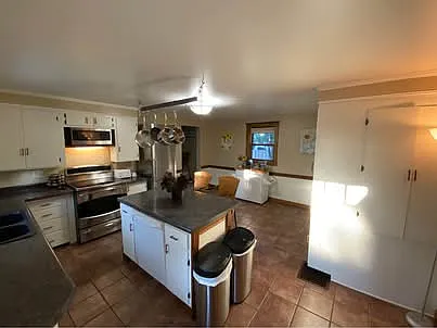 1632 Ellis St — Photo 8