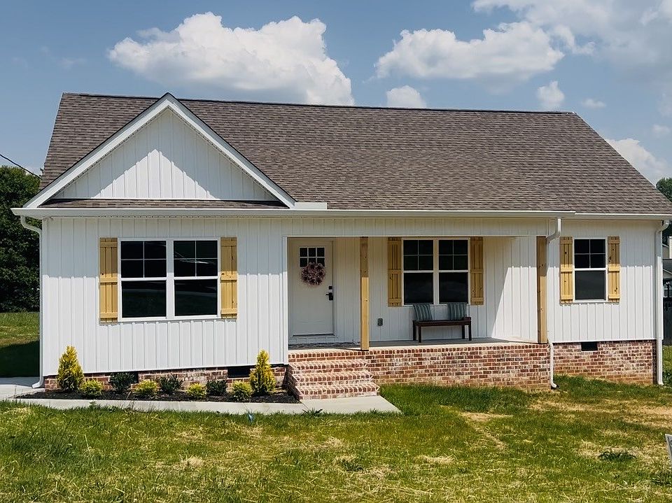 1st image of 940 Miriah Dr