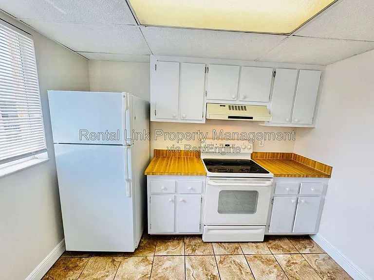 12664 Kenwood Ln #C — Photo 13