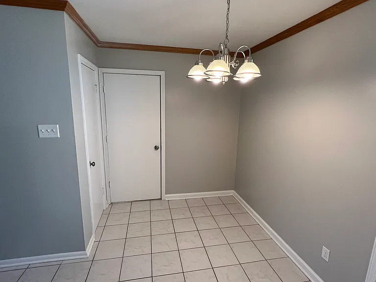 6311 Louisville Ave — Photo 10