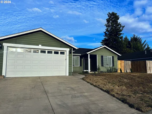 1130 SW 3rd Ave, Mill City, OR 97360