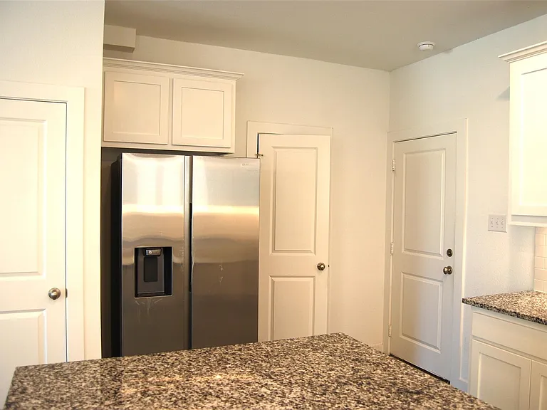 369 Oakbend Dr — Photo 8