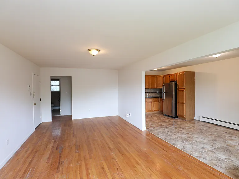 30 Lamb Ave #2D — Photo 11