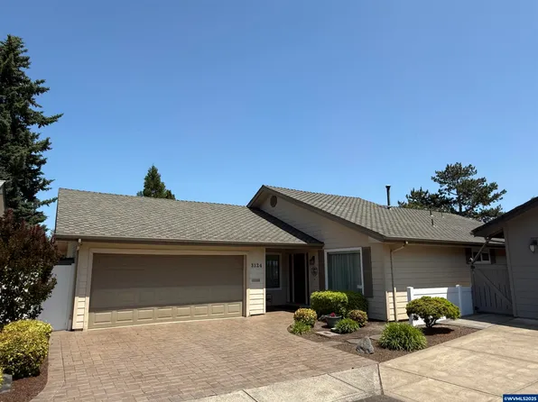 3124 Oakcrest Dr NW, Salem, OR 97304
