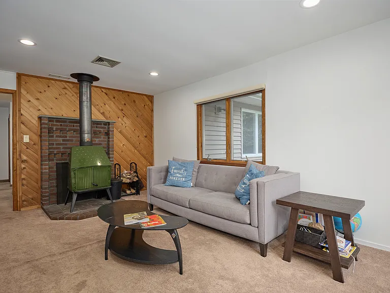 34 Maple Brook Rd — Photo 21