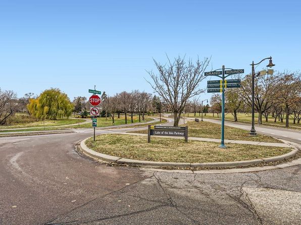 1600 Kenwood Pkwy, Minneapolis, MN 55405