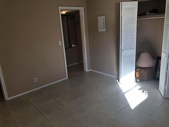 3rd image of 2131 NE 1st Ct APT 104