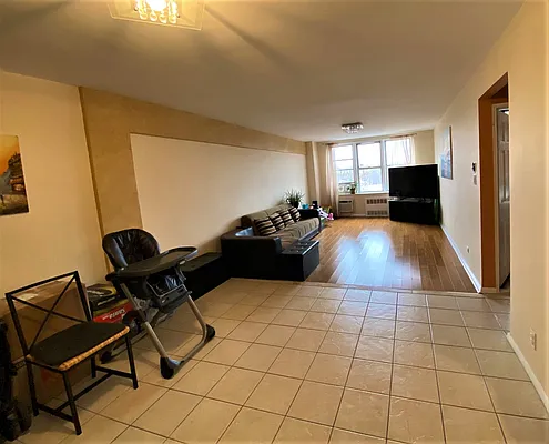 Sold by Dom Realty | media 9