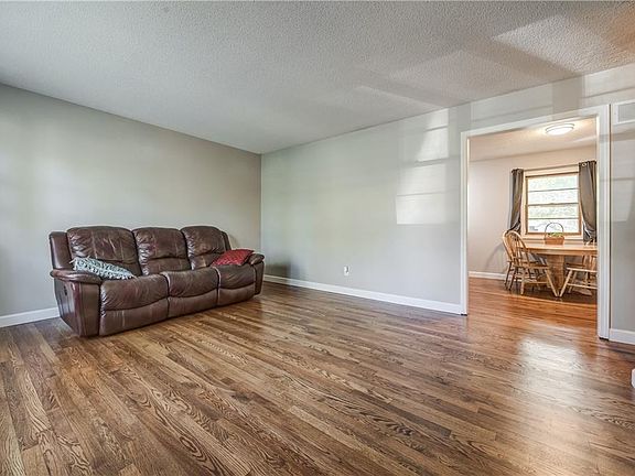 4th image of 10805 W 57th Ter