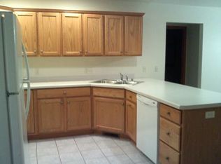 817 Ethan Allen Dr, Sheboygan, WI 53083