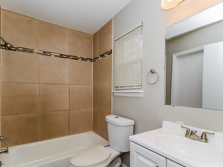 617 Gentle Breeze Dr — Photo 12