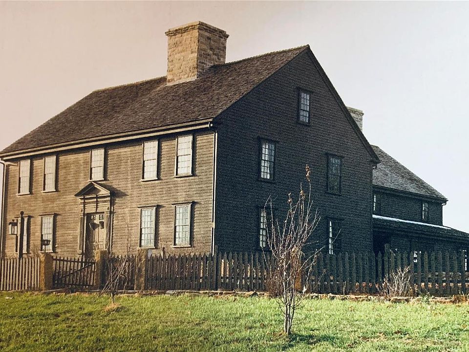 1st image of 120 Fox Run Ln