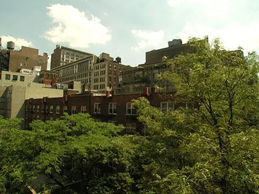 Rented by Barkoff Residential  | media 3