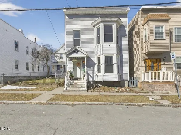 1525 6th Avenue, Watervliet, NY 12189