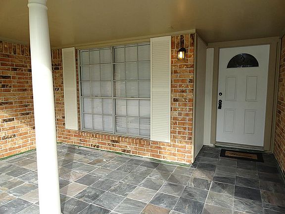 4th image of 4022 Saratoga Dr