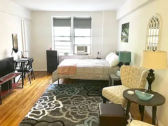 Rented by Cooper & Cooper Real Estate