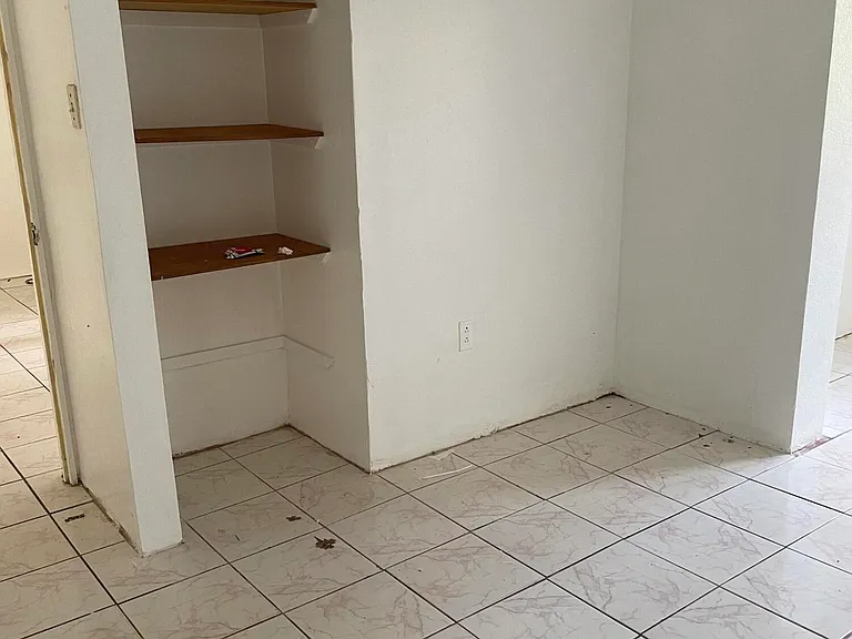 173-29--2 Annas Retreat Est — Photo 9