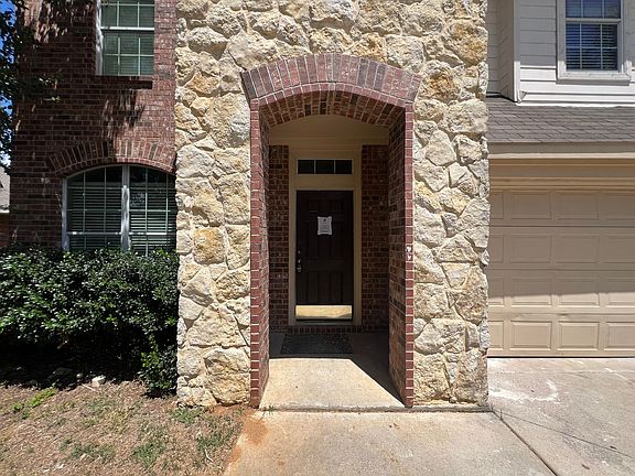 3rd image of 8137 Plateau Dr