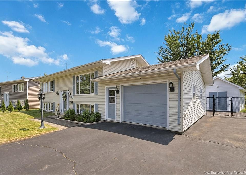 1st image of 29 Mecca Dr