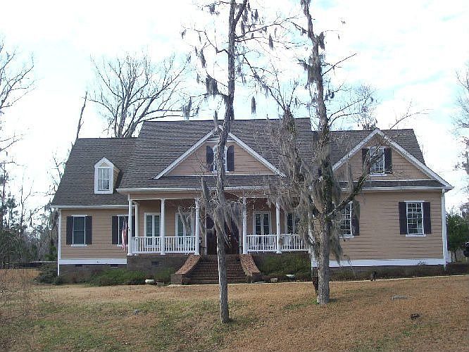 Front View of Home