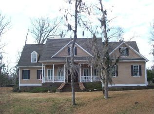 42 Riverview Rd, Camden, AL 36726