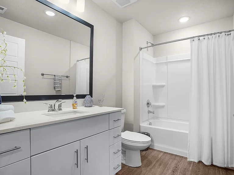Gardner Station Apartments — Photo 8