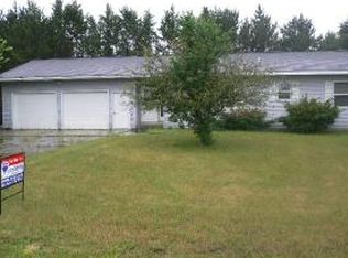 901 Flax Ln, Wausau, WI 54401