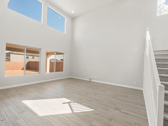 5th image of 27965 N 72ND Avenue