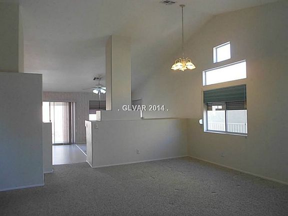 3rd image of 106 Aruba Isle Dr