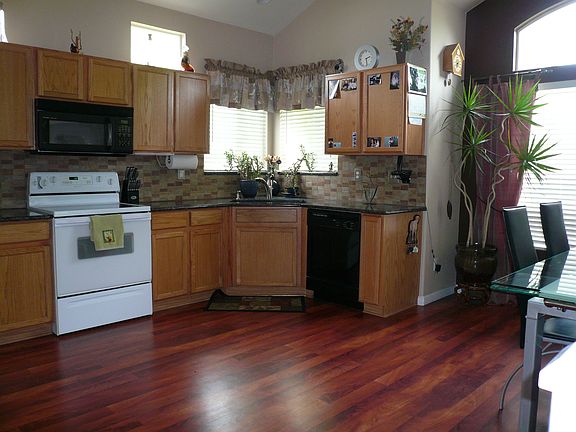 5th image of 12492 Clermont St
