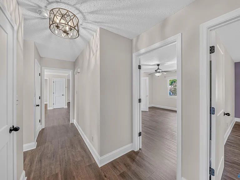 1208 Willowbrook Dr SE #C — Photo 24