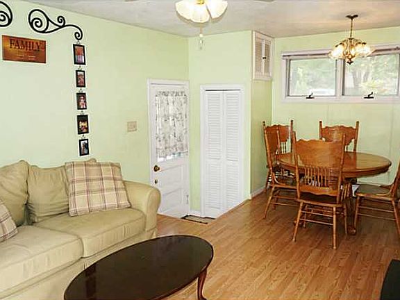 3rd image of 29 Bowen Briggs Ave