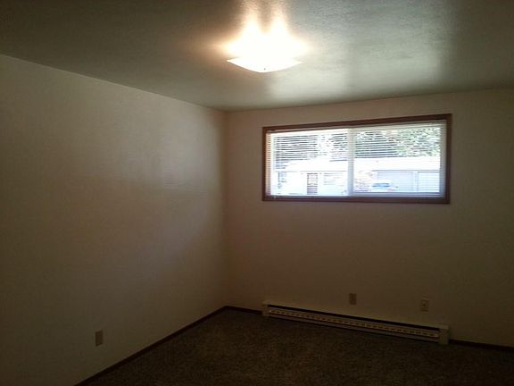 4th image of 4812 To 4814 Se 23rd Ave