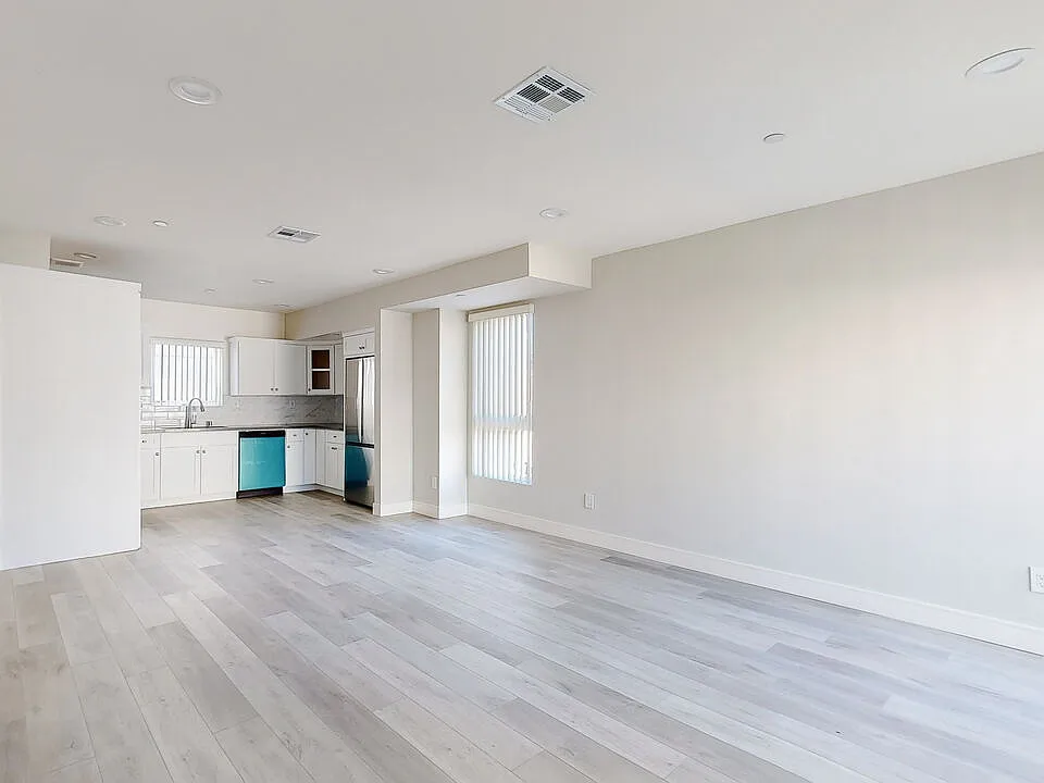 307 Rosemont Ave #1/2
