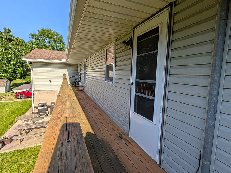 1391 Beechnut Dr — Photo 8