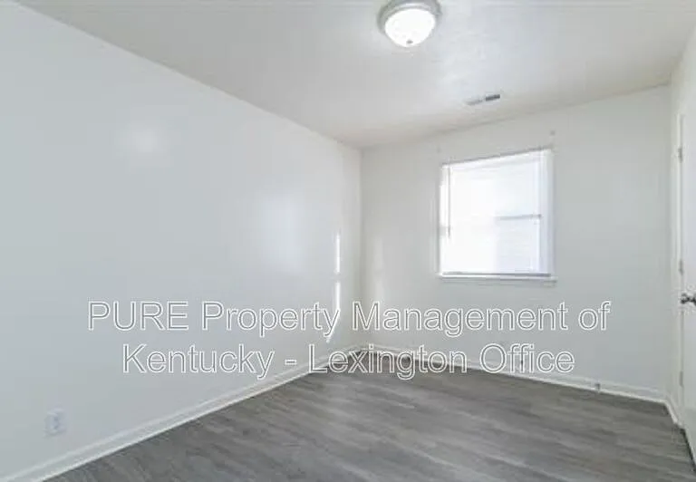 566 N Martin Luther King Blvd — Photo 11