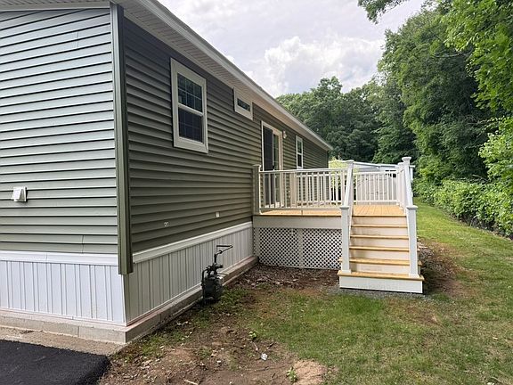 4th image of 13 Parkwood Dr