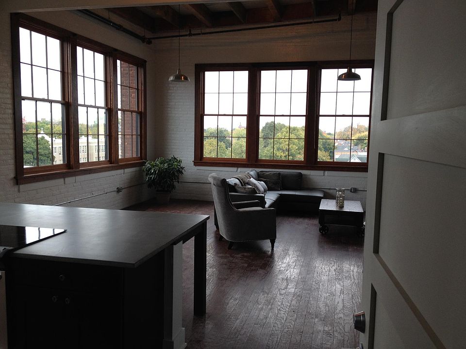 2nd image of 111 East Ave #Bl206