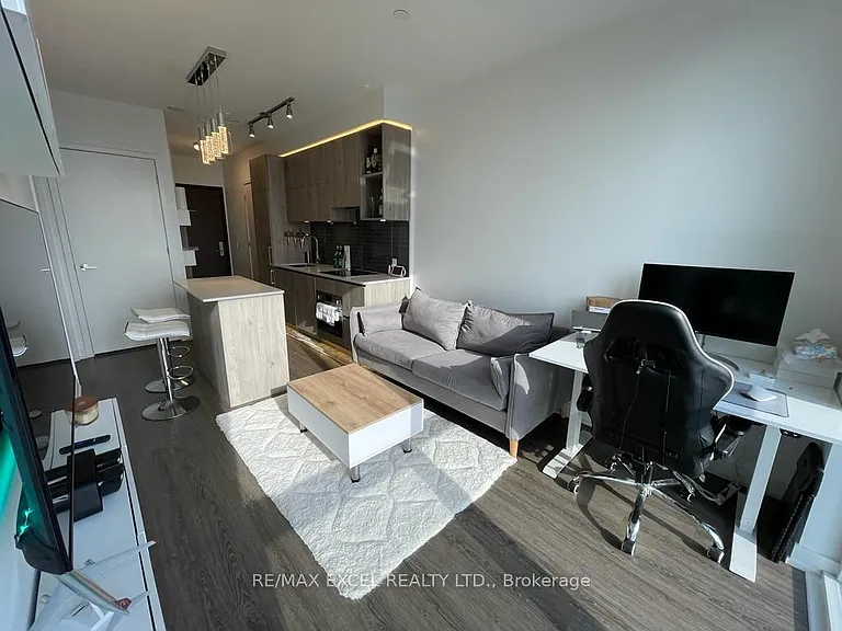 1 Yorkville Ave #3103 — Photo 7