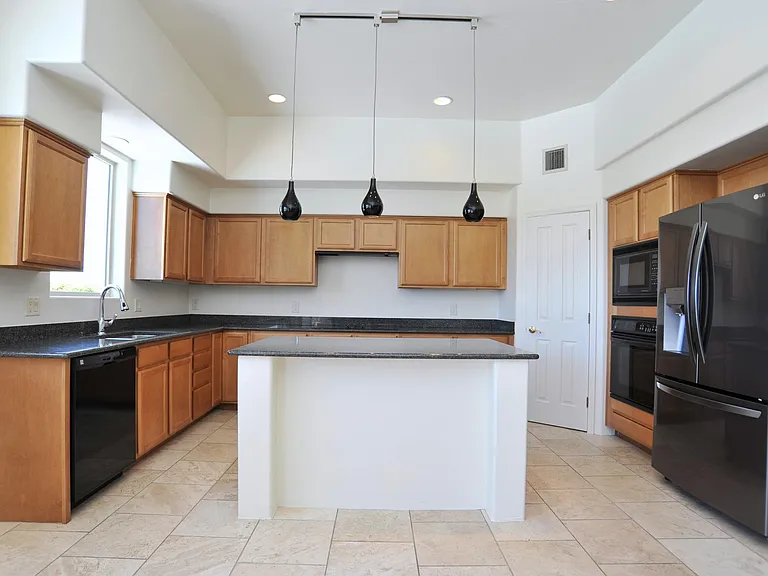 12866 N High Hawk Dr — Photo 44