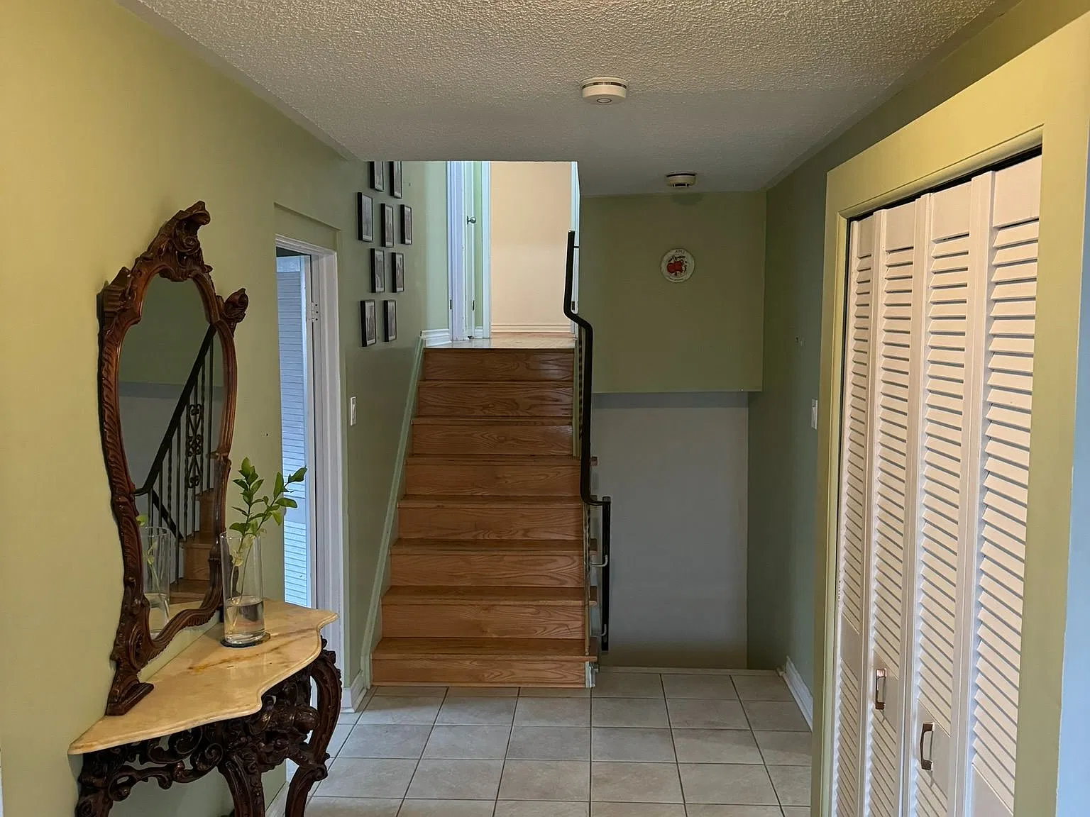 3 bed, $2,600 — Photo 2